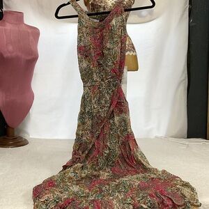 Elegant Floral Maxi Dress